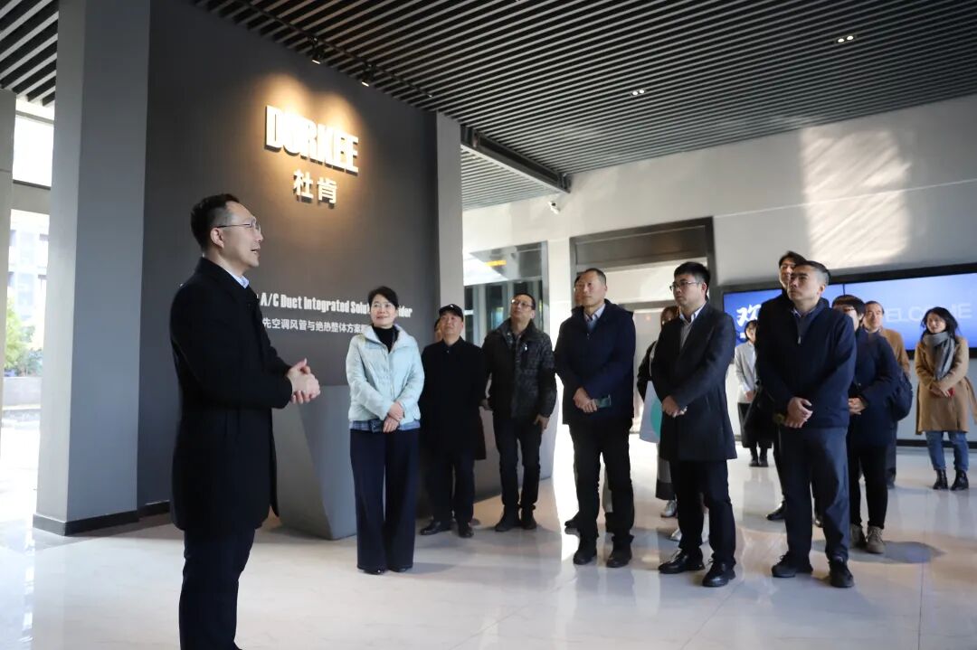 人生就是博集团金海丰先生做外商企业做解说决